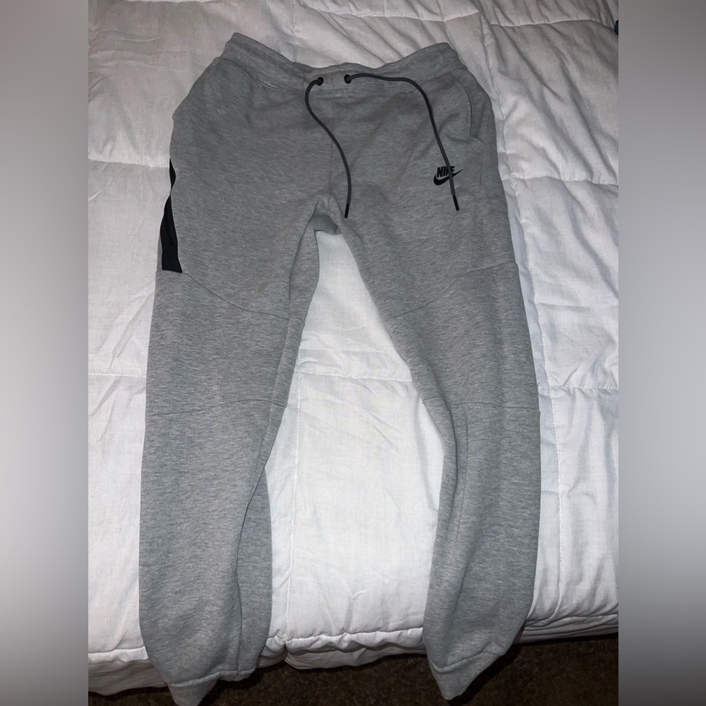 Nike tech set